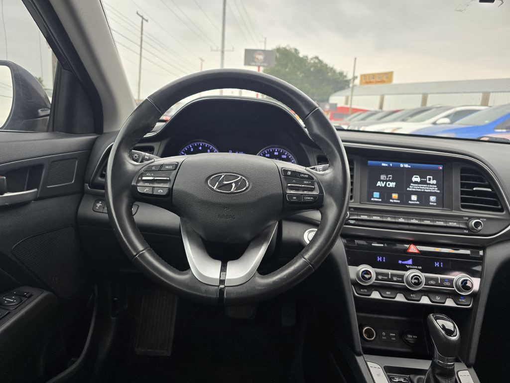 2020 Hyundai Elantra Image 14