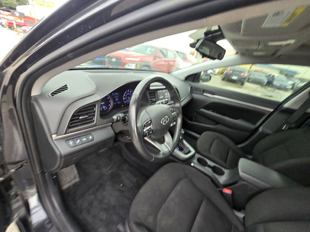 2020 Hyundai Elantra Image 21