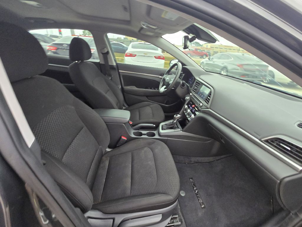 2020 Hyundai Elantra Image 23