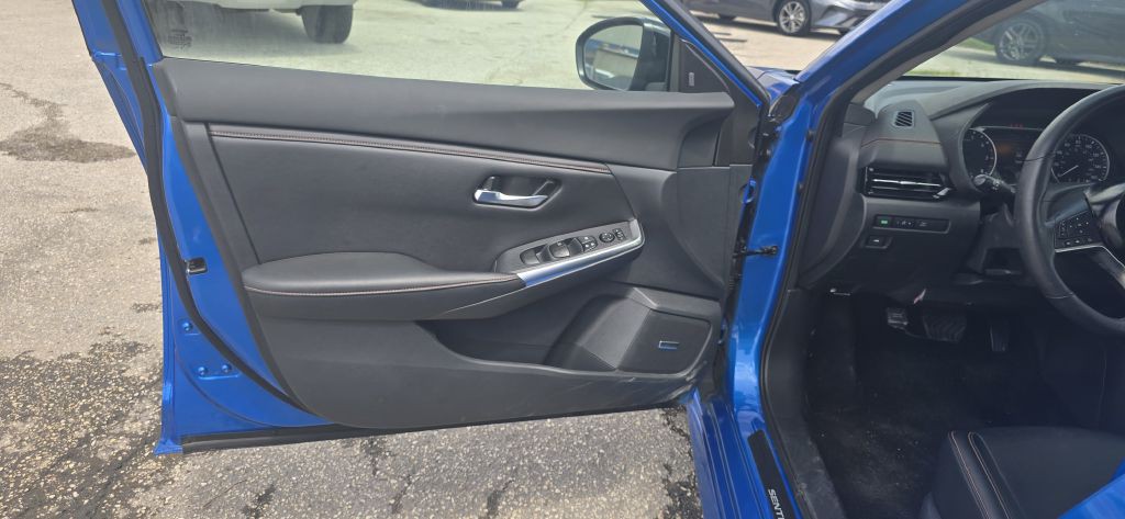 2020 Nissan Sentra Image 24