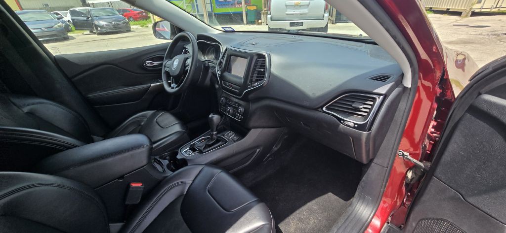 2020 Jeep Cherokee Image 21