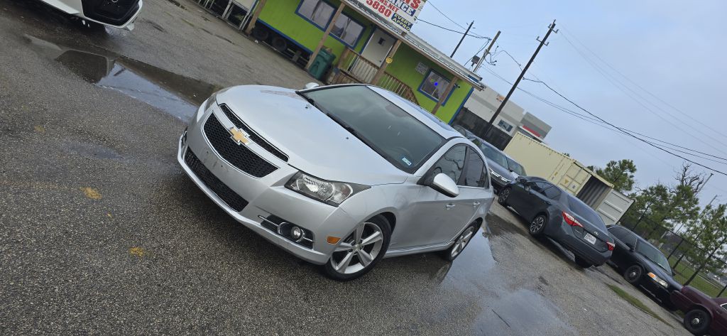 2014 Chevrolet Cruze Image 1