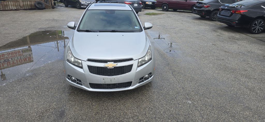 2014 Chevrolet Cruze Image 4