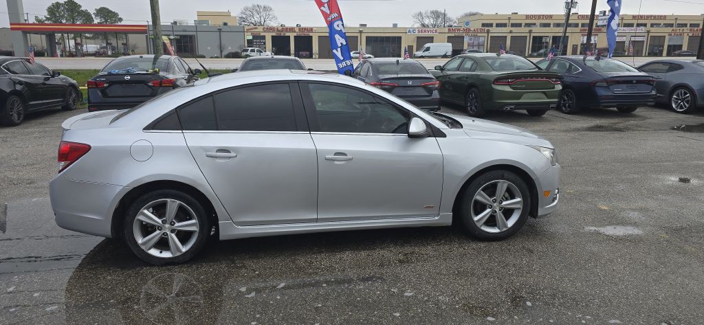 2014 Chevrolet Cruze Image 10