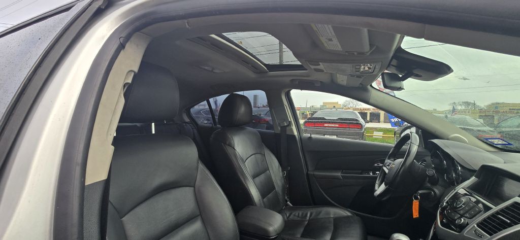 2014 Chevrolet Cruze Image 22