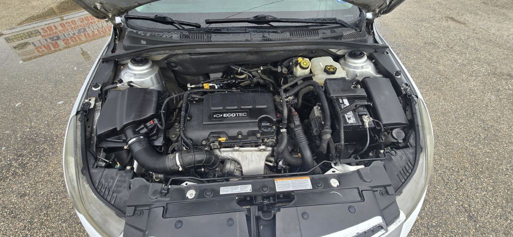 2014 Chevrolet Cruze Image 25