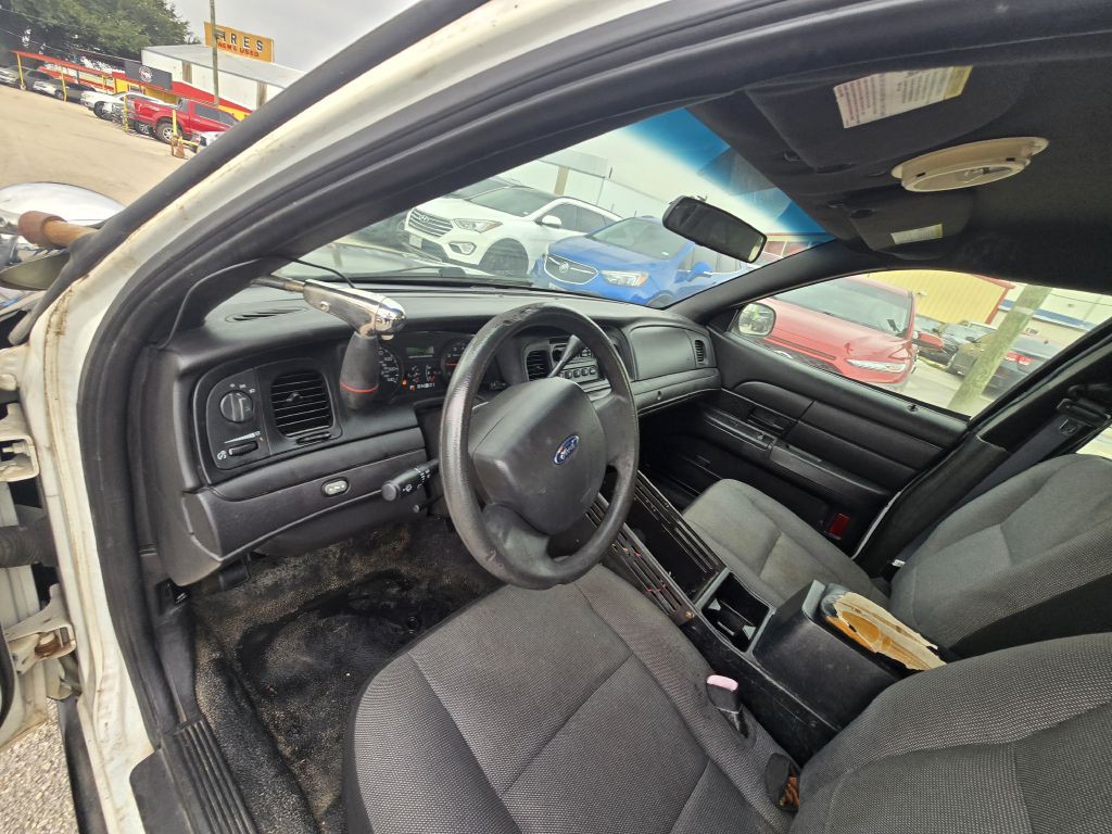 2009 Ford Crown Victoria Image 20