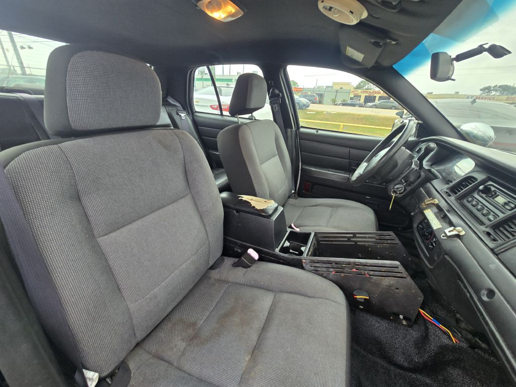2009 Ford Crown Victoria Image 21