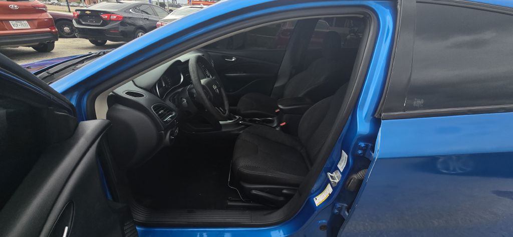 2015 Dodge Dart Image 16