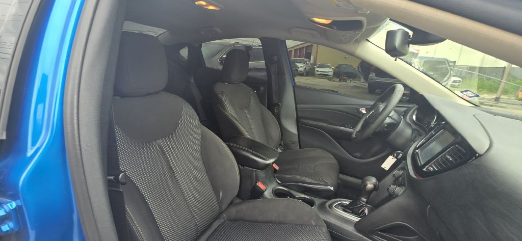 2015 Dodge Dart Image 22