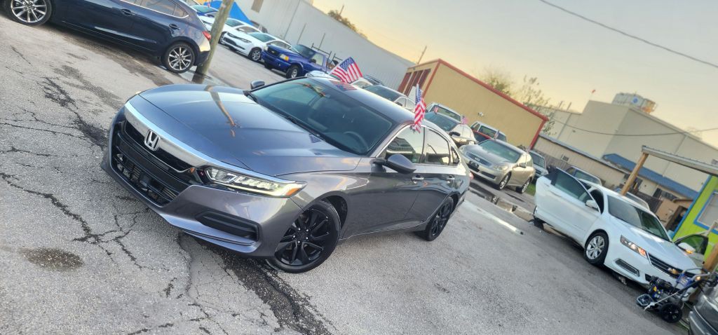2019 Honda Accord Image 1