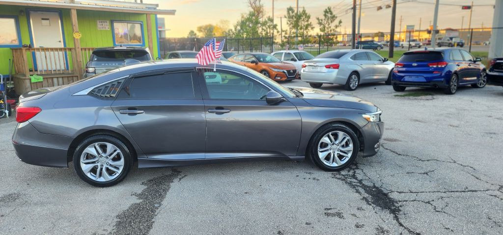 2019 Honda Accord Image 10