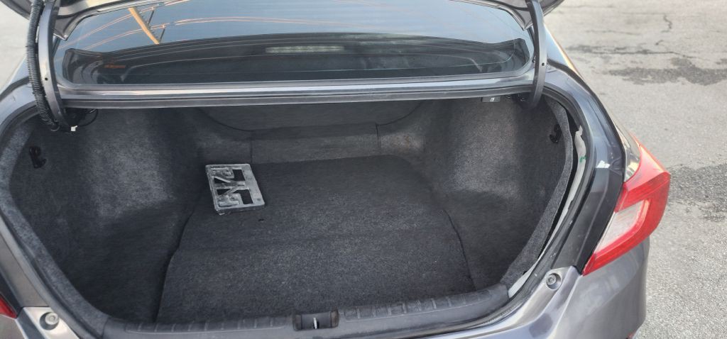 2019 Honda Accord Image 27