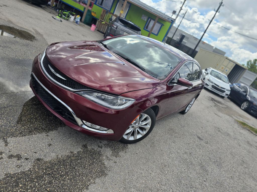 2016 Chrysler 200 Image 1