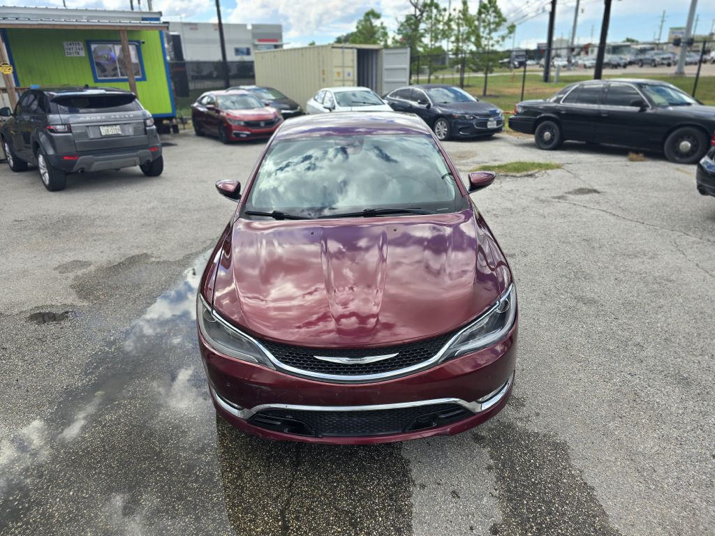 2016 Chrysler 200 Image 2