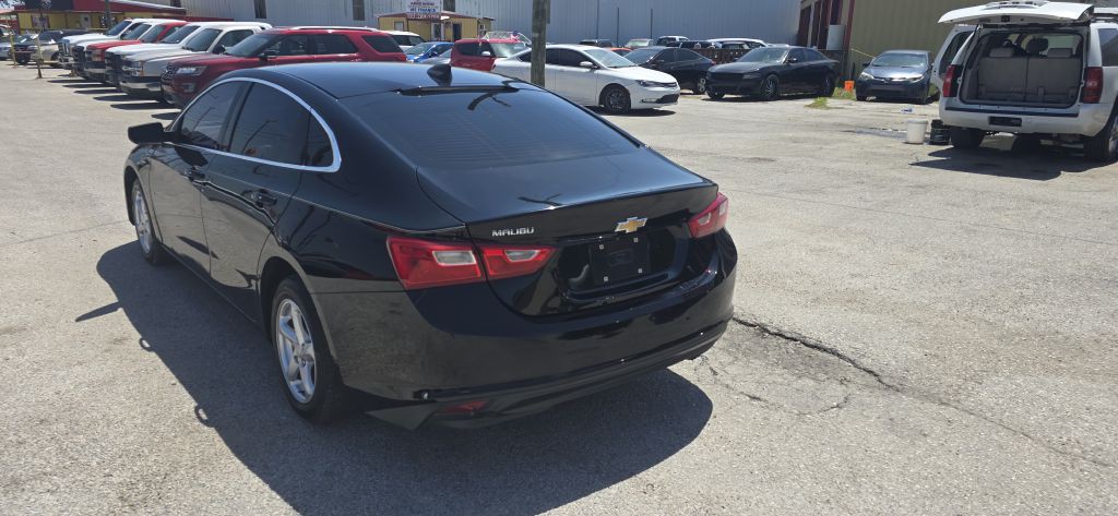 2018 Chevrolet Malibu Image 7