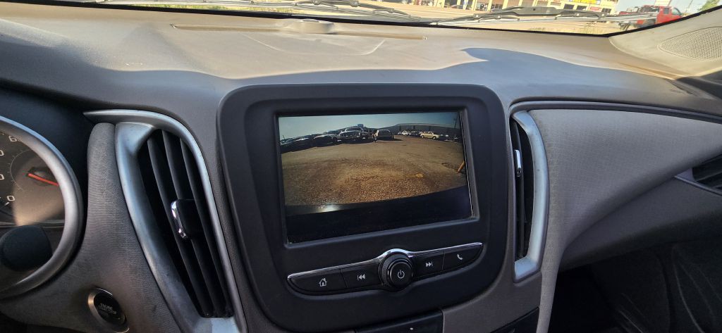 2018 Chevrolet Malibu Image 15