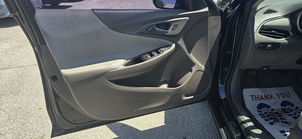 2018 Chevrolet Malibu Image 24