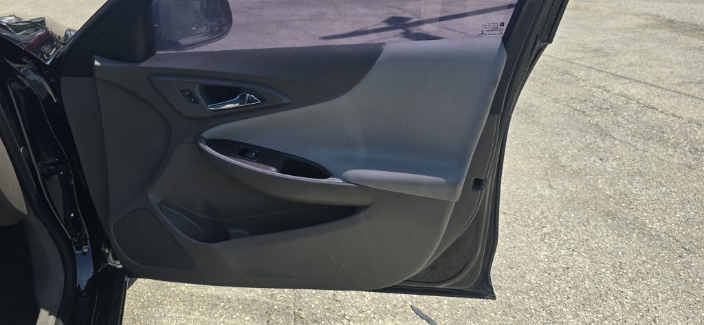 2018 Chevrolet Malibu Image 25