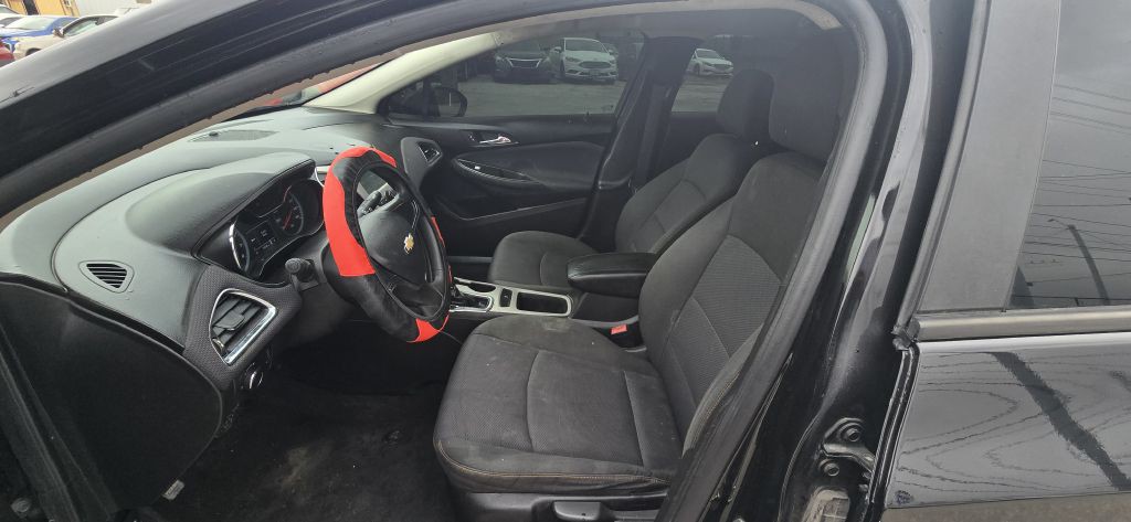 2018 Chevrolet Cruze Image 16