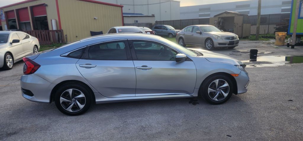 2019 Honda Civic Image 10