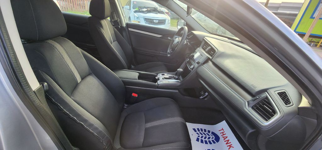 2019 Honda Civic Image 19