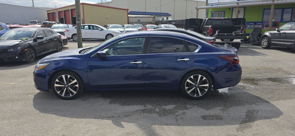 2017 Nissan Altima Image 6
