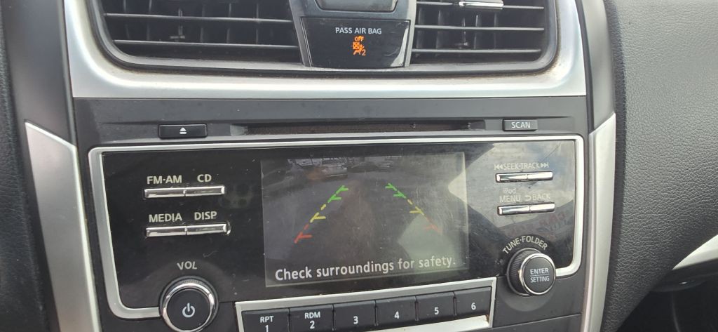 2017 Nissan Altima Image 15