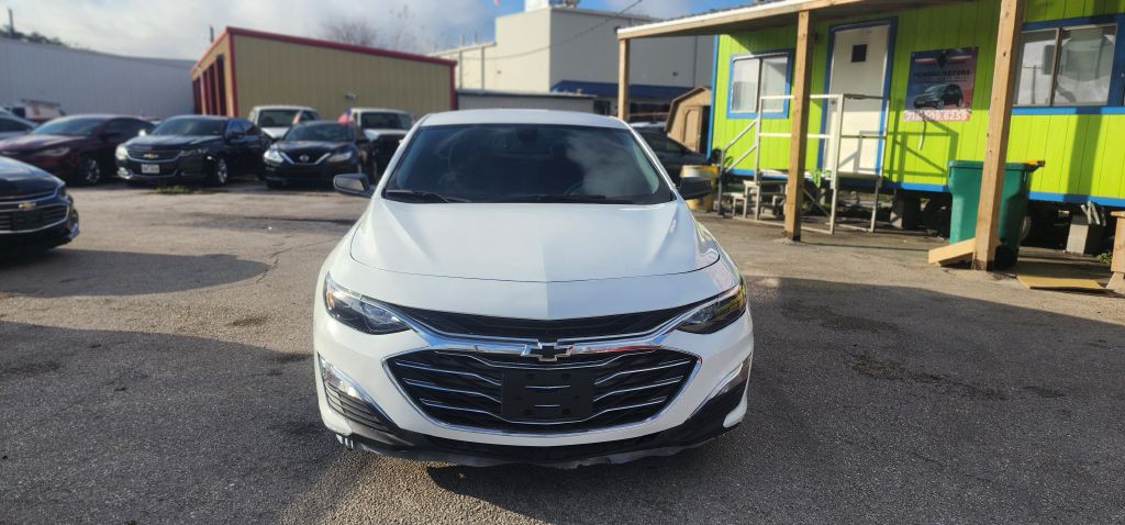 2020 Chevrolet Malibu Image 4