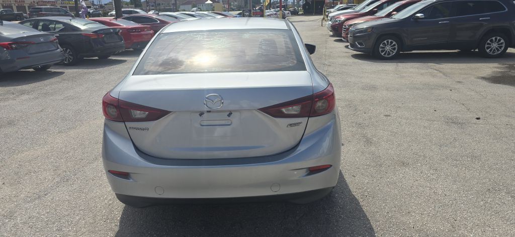 2017 Mazda Mazda3 Image 8