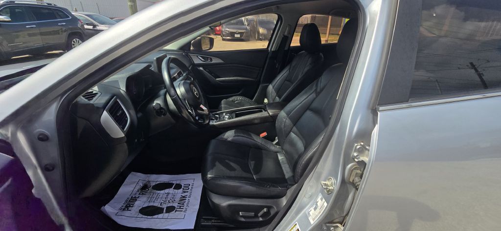 2017 Mazda Mazda3 Image 16