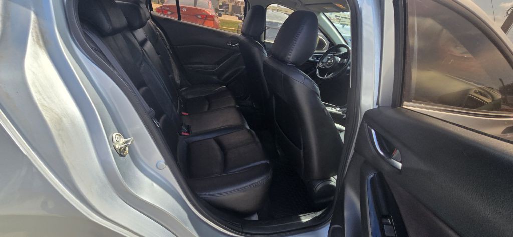 2017 Mazda Mazda3 Image 19