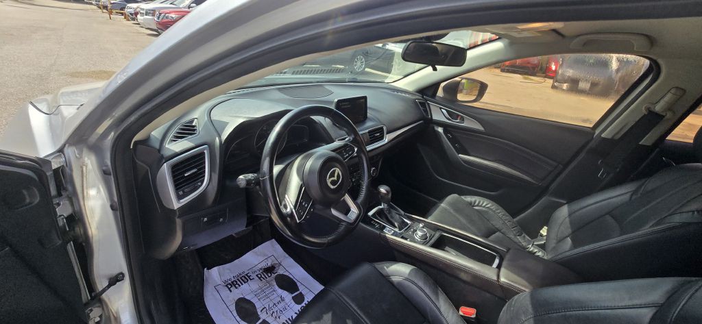 2017 Mazda Mazda3 Image 21