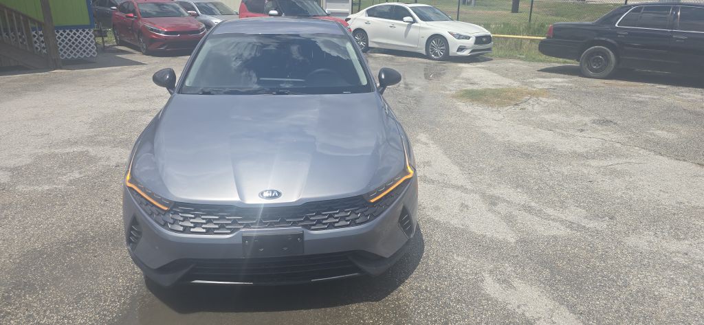 2021 Kia K5 Image 2