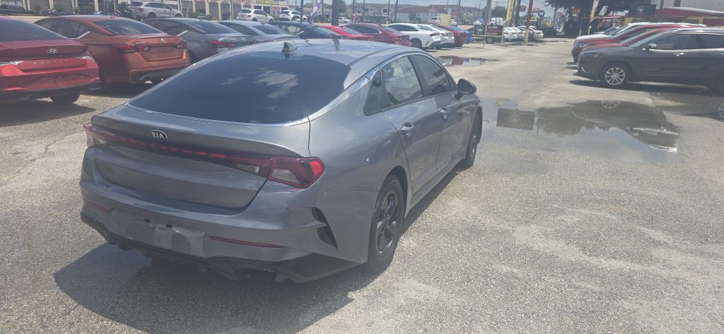 2021 Kia K5 Image 9