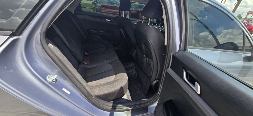 2021 Kia K5 Image 19