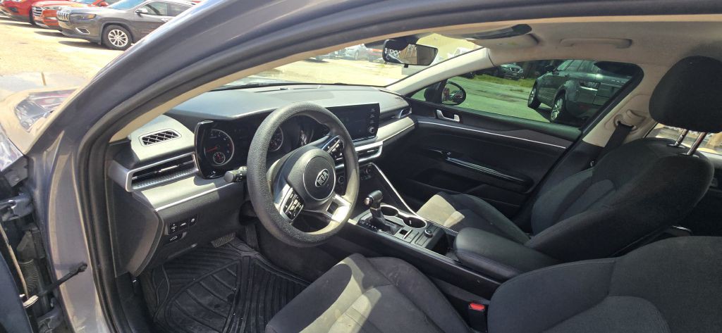 2021 Kia K5 Image 21