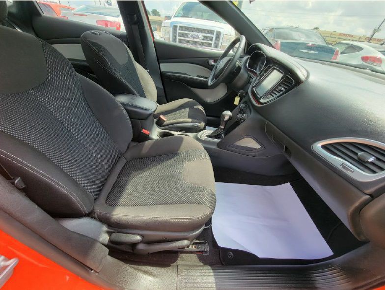 2015 Dodge Dart Image 19