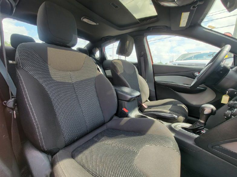 2015 Dodge Dart Image 23