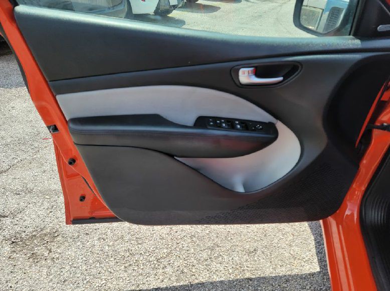 2015 Dodge Dart Image 24