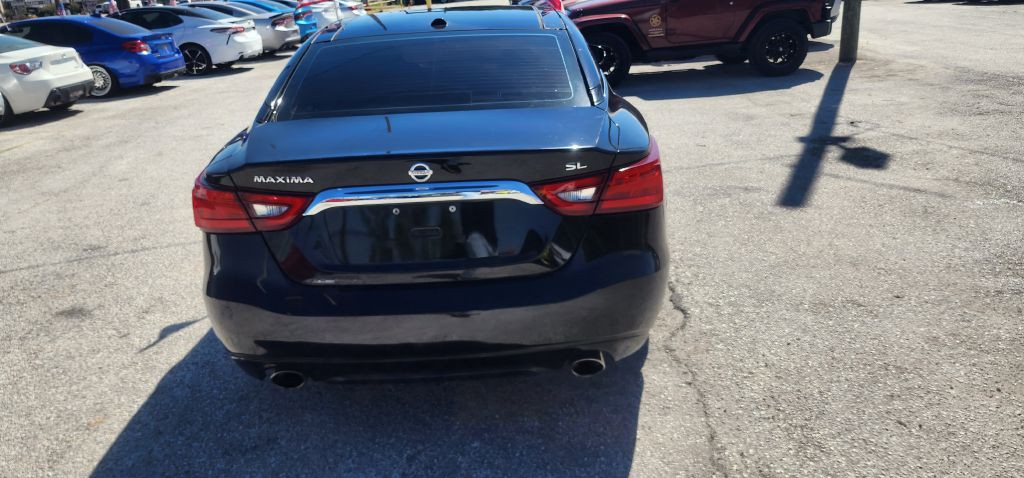 2016 Nissan Maxima Image 8