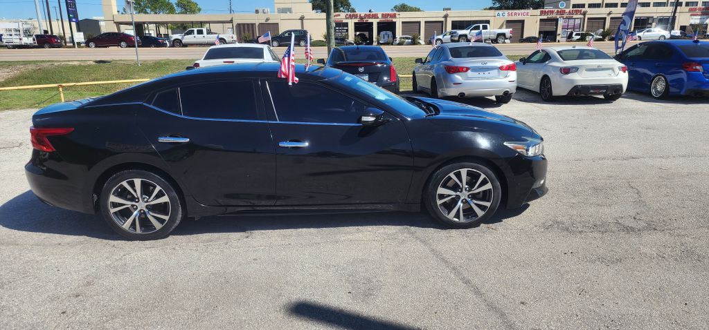 2016 Nissan Maxima Image 10