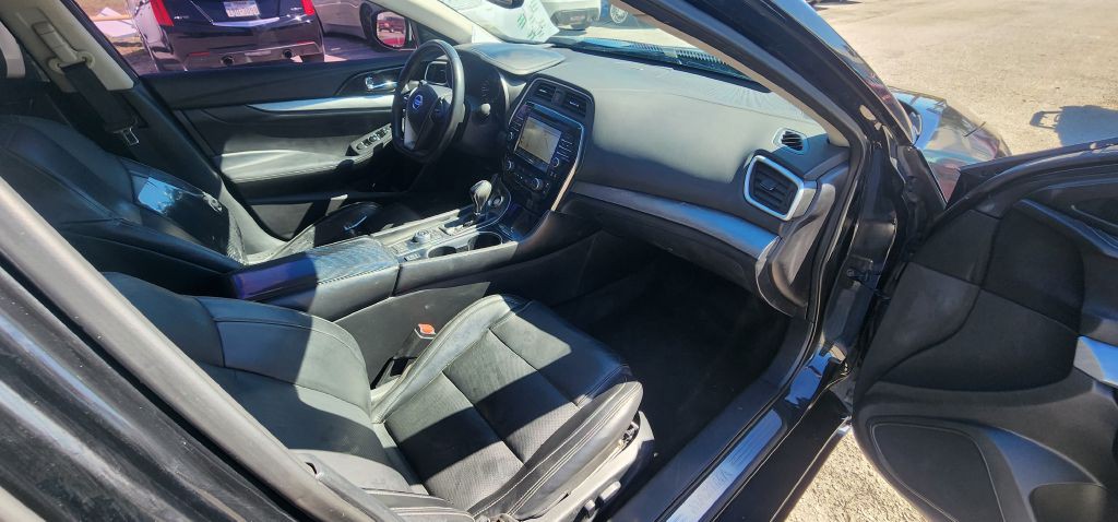 2016 Nissan Maxima Image 22