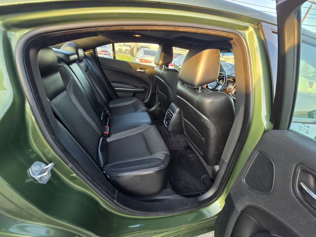 2018 Dodge Charger Image 19