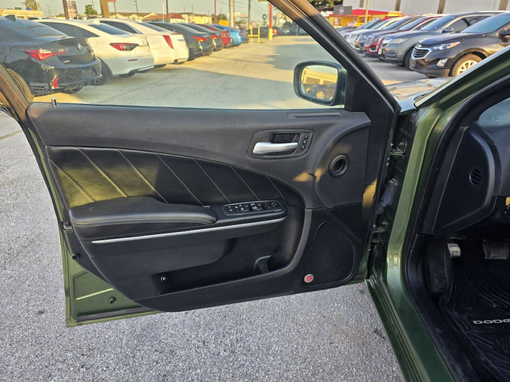 2018 Dodge Charger Image 24