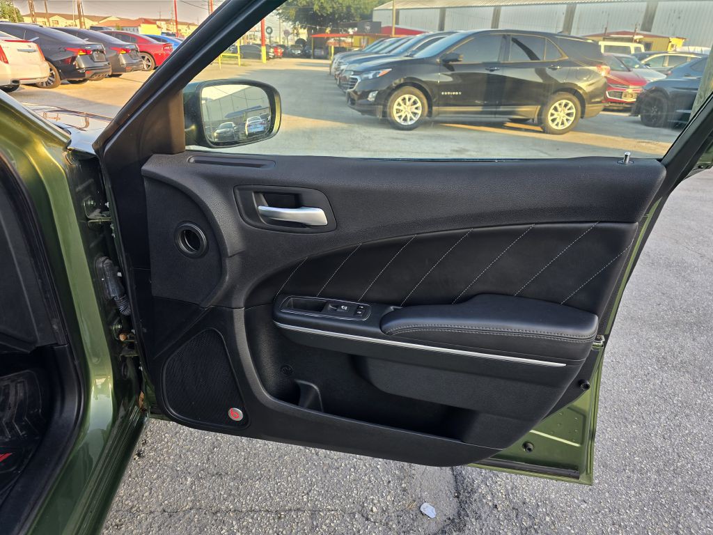 2018 Dodge Charger Image 25