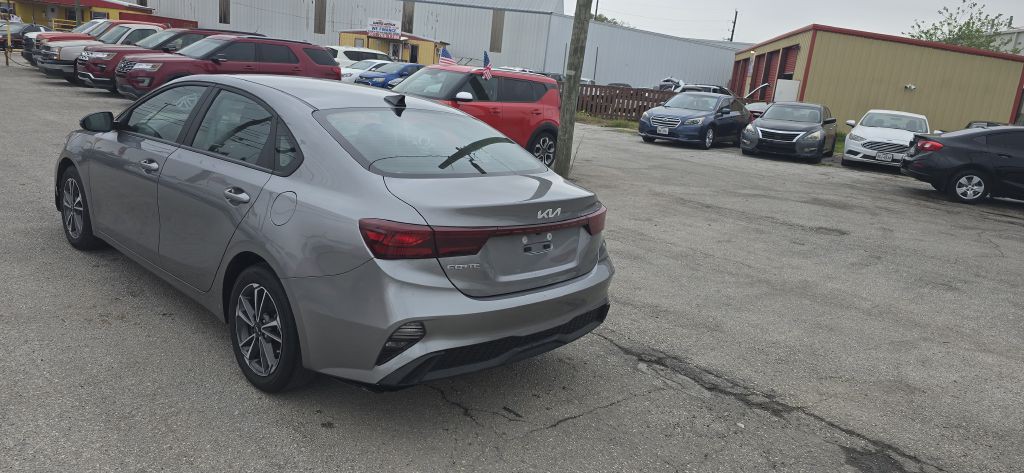 2022 Kia Forte Image 7