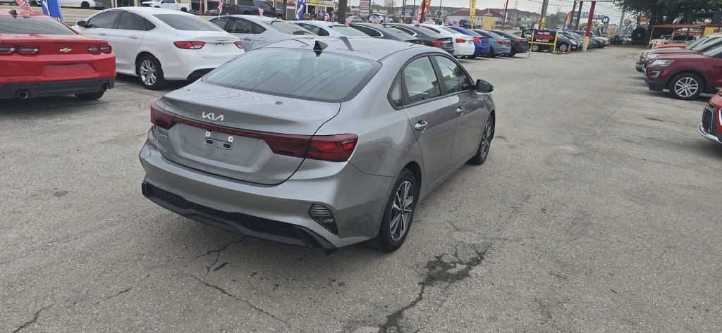 2022 Kia Forte Image 9