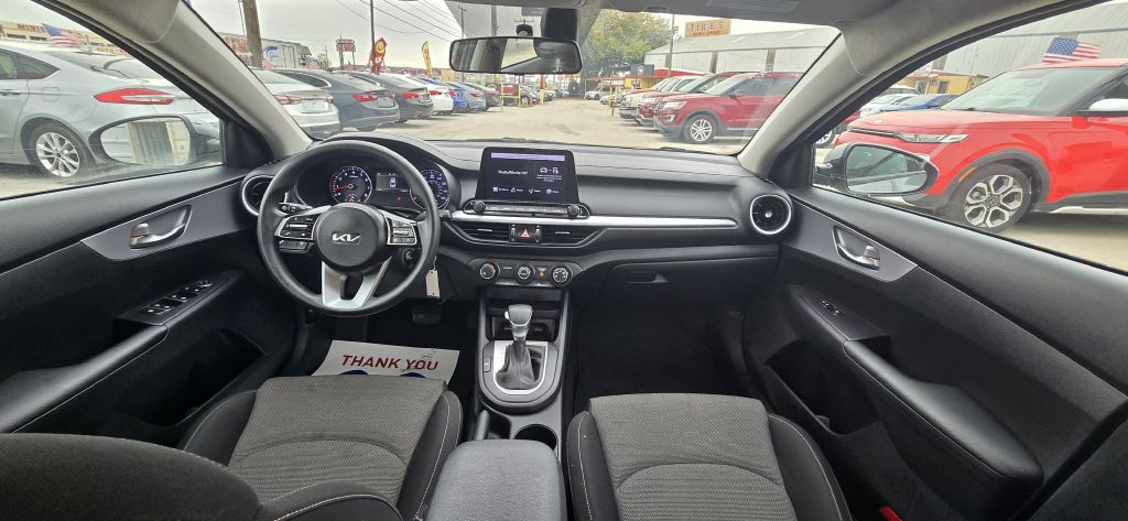2022 Kia Forte Image 12