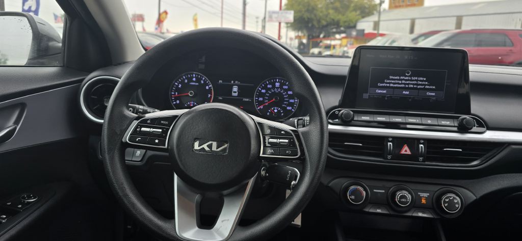 2022 Kia Forte Image 14